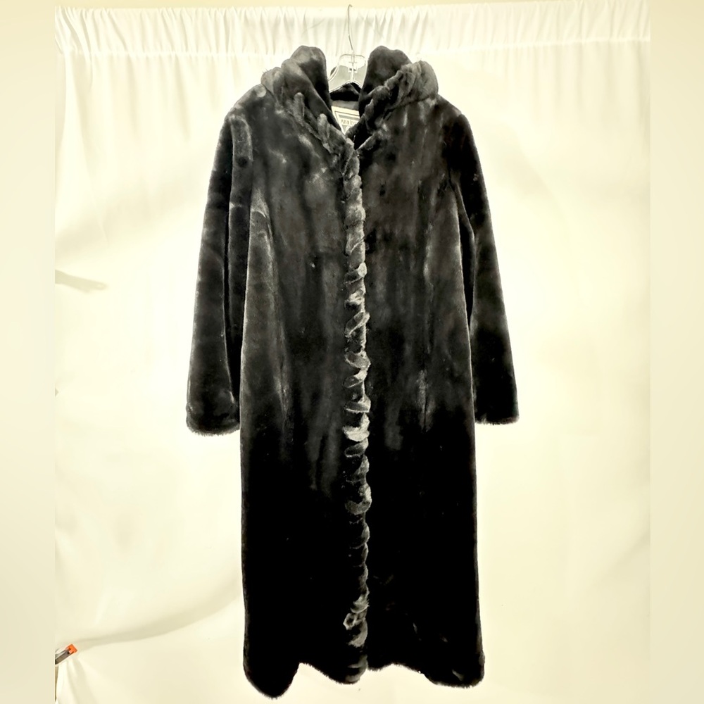 Luxurious Marvin Richards Black Faux Mink Fur Coat - Picture 12 of 13